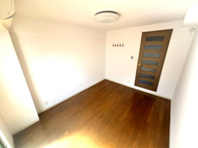 ブラウンコートの居間・リビング