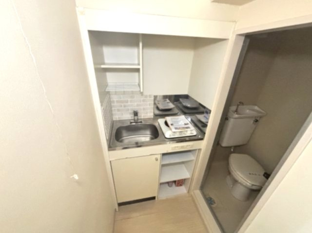 ブラウンコートのキッチン