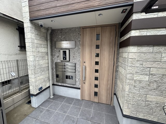 アビタ住吉駅前のエントランス