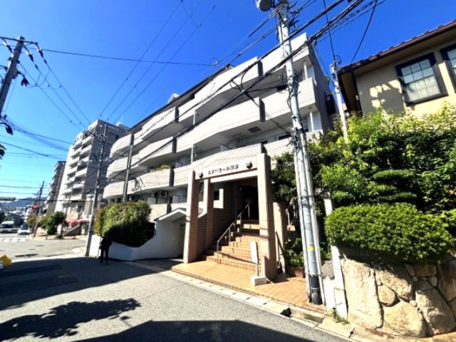 エスペラール御影の外観