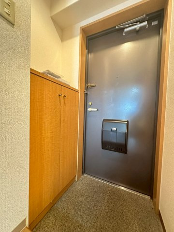 エルカーサ正雀Iの玄関