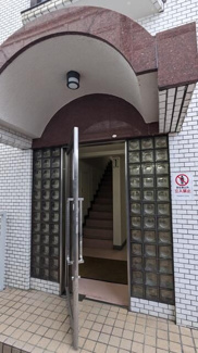 【エントランス】