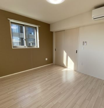 【居間・リビング】 | DIMORA北千住 | ゆったり過ごせる居間です