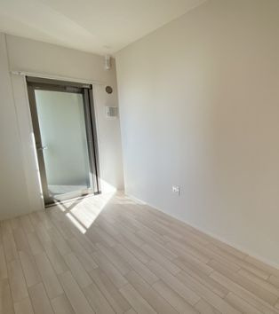 【内装】 | DIMORA北千住 | 明るい色調の室内です