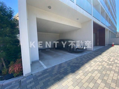 【駐車場】 | クレヴィスタ大森西 | 駐車場があるので、車を買う予定の方も安心です