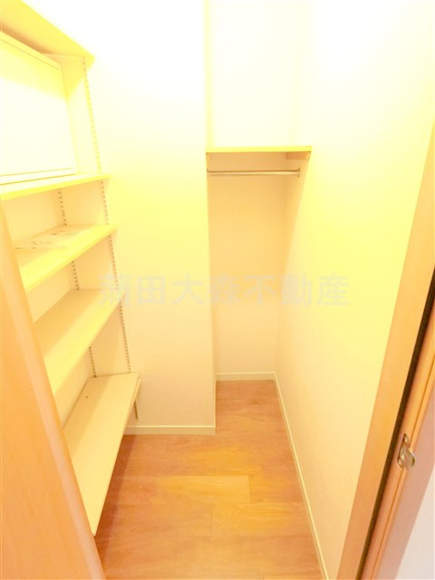 リバーサイド多摩川の収納|ウォークインクローゼット