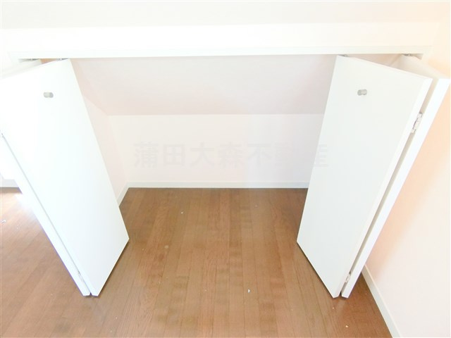 リバーサイド多摩川の収納|3階北側の洋室