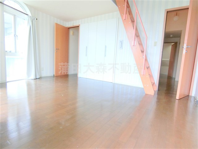 リバーサイド多摩川の寝室|3階南側の洋室