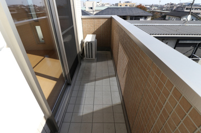 【バルコニー】 | ブライトガーデン新磯野(ブライトガーデンアライソノ) | 別号室参考写真