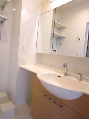 【洗面所】 | ブライトガーデン新磯野(ブライトガーデンアライソノ)