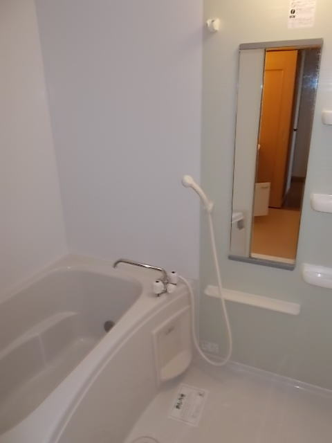 プリムローズ　Ａの浴室|バス