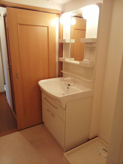 プリムローズ　Ａの独立洗面台|その他