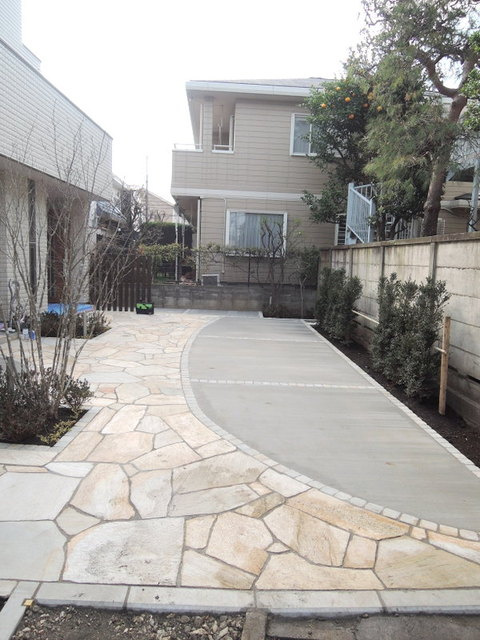 Ｒｉｖｅｒ　Ｈｉｌｌｓ　Ｍｅｇｕｒｏのロビー|★アプローチ★