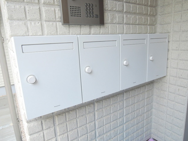 Ｒｉｖｅｒ　Ｈｉｌｌｓ　Ｍｅｇｕｒｏのその他共用部分|★オシャレなメールボックス★