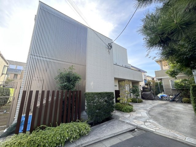 Ｒｉｖｅｒ　Ｈｉｌｌｓ　Ｍｅｇｕｒｏ