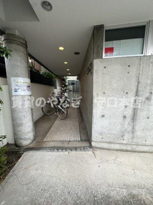 【エントランス】 | 広崎マンション