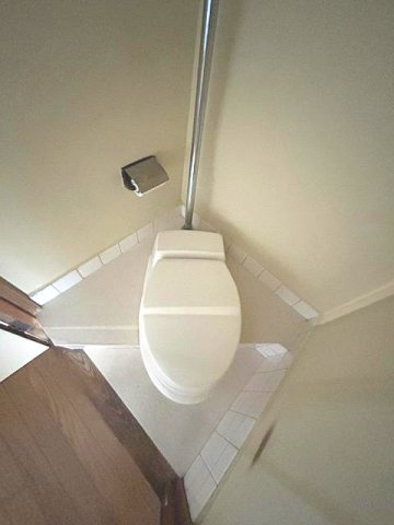 東栄荘のトイレ