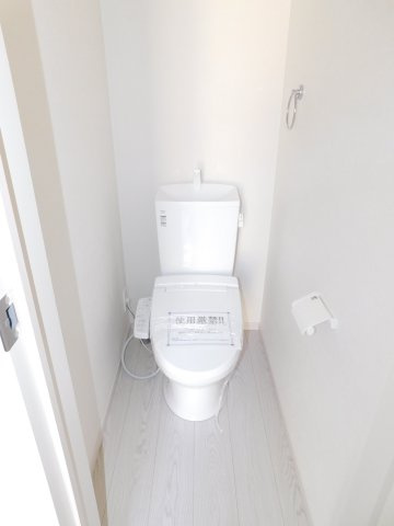 海部郡蟹江町桜３丁目の新築一戸建のトイレ|◇トイレ◇　　１・２階　シャワートイレ　節水タイプ