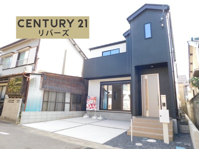 海部郡蟹江町桜３丁目の新築一戸建の外観|☆限定１棟☆　　新価格！！いつでも見学出来ます♪（お問合せ当日、平日、水曜、夜間でもＯＫ）　ＪＲ関西本線「蟹江」駅徒歩５分♪　駐車並列２台ＯＫ！　スーパーやコンビニ、薬局など周辺環境充実！