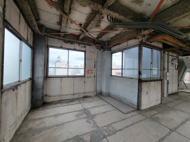 Tairaku第5ビルの内装