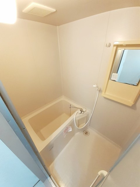 エルディム西原Ⅱの浴室|バス