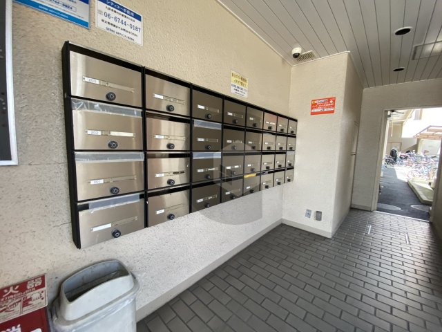 シティコーポ長田のロビー