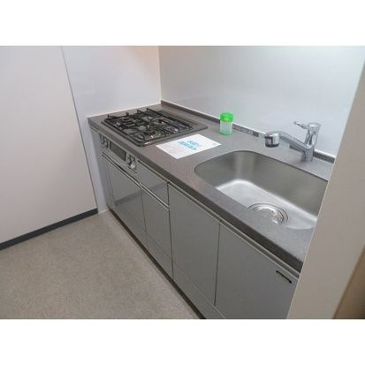 ユニロイヤル九段南のキッチン