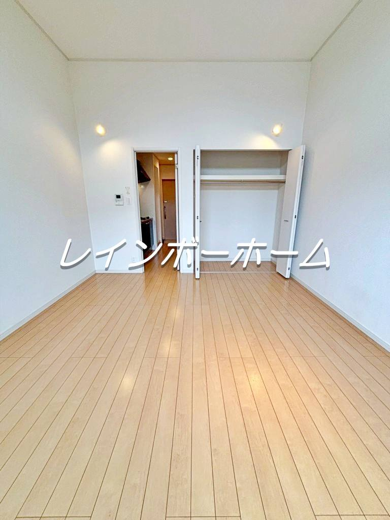 特典：仲介手数料が無料です!!の居間・リビング|ゆったり過ごせるリビングです