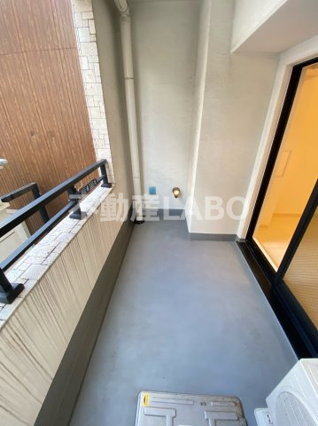 StoRKResidence昭和町のバルコニー