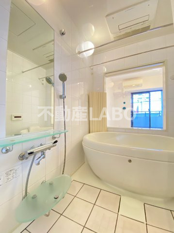 StoRKResidence昭和町の浴室