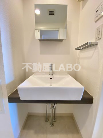 StoRKResidence昭和町の洗面所