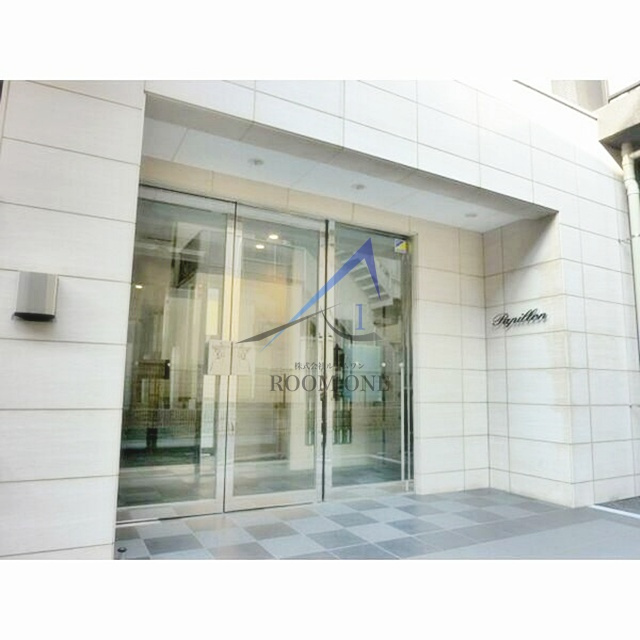 ＰＡＰＩＬＬＯＮのエントランス|エントランスです。