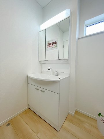 新築戸建・新築建売　佐野市伊賀町第1　天明小・城東中の洋室|同社施工例