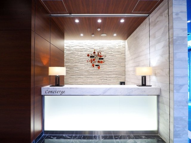 ロイジェントパークス千葉中央のエントランス