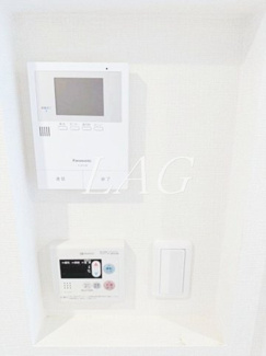 【セキュリティ】 | プライムテラス生田 | モニター付きインターフォンです。