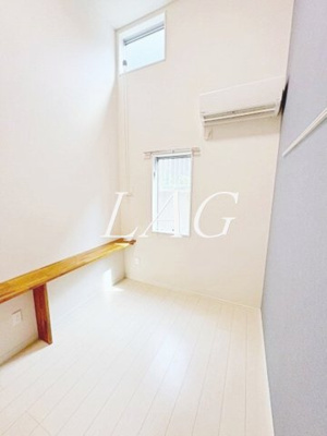 【居間・リビング】 | プライムテラス生田 | 洋室のお部屋です。