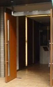 【エントランス】 | プレジールS | 落ち着いたエントランスです