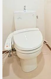 【トイレ】 | プレジールS | 落ち着いた色調のトイレです