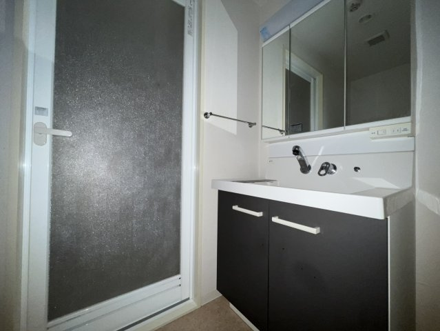 写真は別部屋参考写真となります。