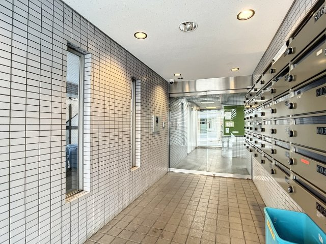 【エントランス】