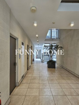 【ロビー】 | Ｊ．リヴェール学芸大学