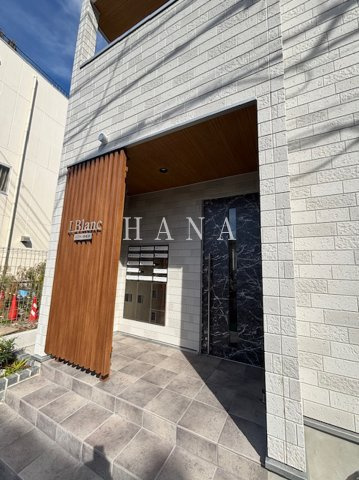 【エントランス】 | Ｊブラン西新井