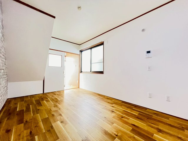 磯馴町4丁目戸建の内装