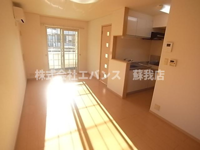 【居間・リビング】 | エスポワール | 使いやすいリビングです