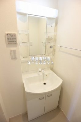 【独立洗面台】 | リブリ吹田岸部 | 清潔感ある独立洗面台で毎日気持ちよく♪