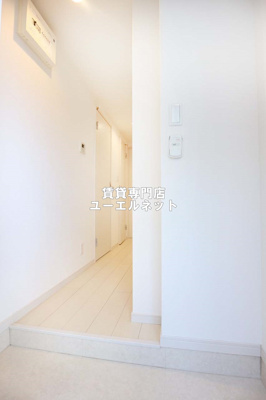 【玄関】 | リブリ吹田岸部 | 住まいの顔ともなる玄関