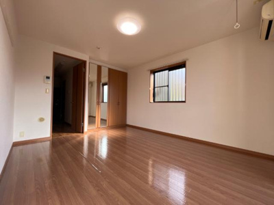 【内装】 | セピアローズ | 洋室