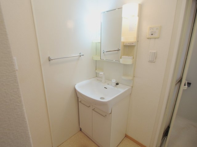 ローズコート堀越の洗面所