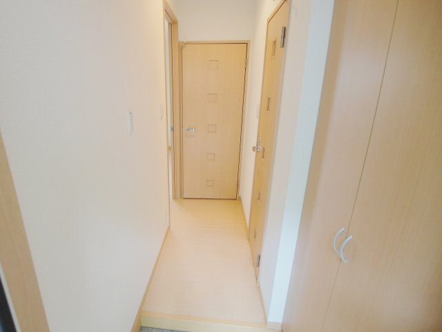 ローズコート堀越の玄関