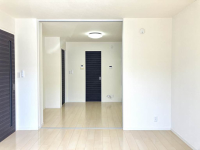 【居間・リビング】 | カエデ Ｂ棟